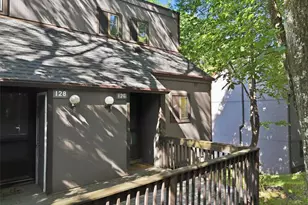 126 Cross Country Ln, Jackson Twp, PA 18372 - Photo 3