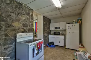 682 Hayes St, Bethlehem City, PA 18015 - Photo 23