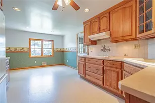 4165 E Texas Rd, Allentown City, PA 18103 - Photo 19