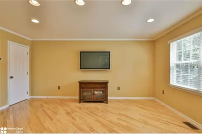 320 High Street, Hellertown Boro, PA 18055 - Photo 7