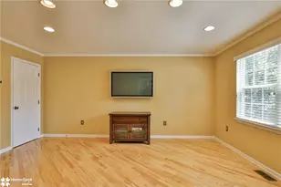 320 High St, Hellertown Boro, PA 18055 - Photo 7