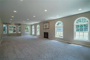 948 Brookside Rd, Lower Macungie Township, PA 18106 - Photo 21