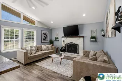 1739 Rolling Hills Drive, Tobyhanna, PA 18466 - Photo 5