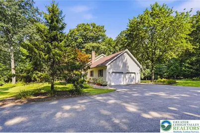492 Arthurs Court, Bushkill Twp, PA 18064 - Photo 45
