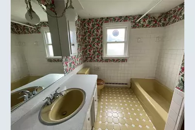1320 Dalehurst Drive, Bethlehem City, PA 18018 - Photo 7
