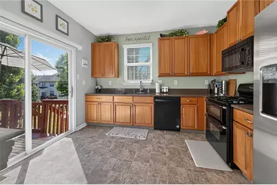 8092 Cross Creek Circle, Upper Macungie Township, PA 18031 - Photo 11