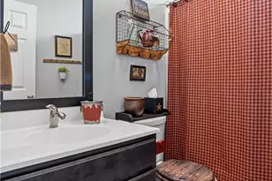4912 Reston Dr, Forks Twp, PA 18040 - Photo 31