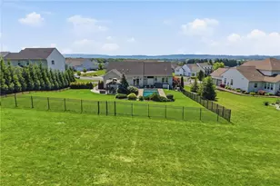 4912 Reston Dr, Forks Twp, PA 18040 - Photo 57