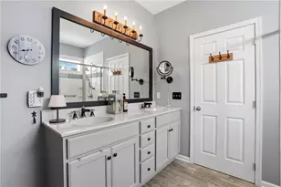 4912 Reston Dr, Forks Twp, PA 18040 - Photo 25