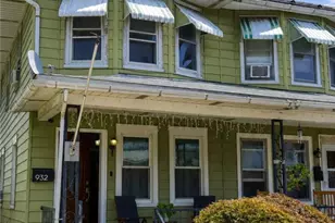 932 Fernwood St, Bethlehem City, PA 18018 - Photo 1