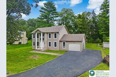 154 Escoll Drive, Stroud Twp, PA 18301 - Photo 5