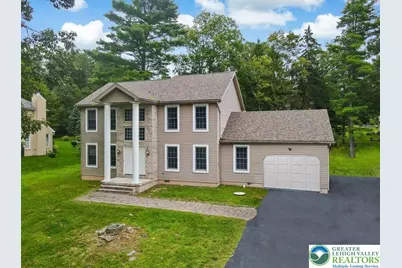154 Escoll Drive, Stroud Twp, PA 18301 - Photo 1
