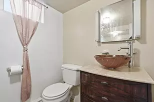 12 Pool Dr, Penn Forrest, PA 18229 - Photo 23
