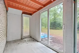 12 Pool Dr, Penn Forrest, PA 18229 - Photo 23