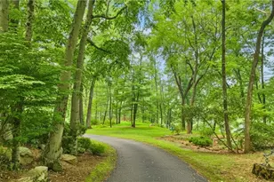 1657 Linden Oaks Ln, Bethlehem City, PA 18015 - Photo 35