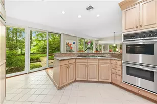 1657 Linden Oaks Ln, Bethlehem City, PA 18015 - Photo 13