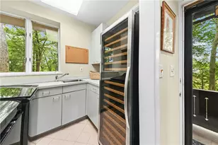 1657 Linden Oaks Ln, Bethlehem City, PA 18015 - Photo 15