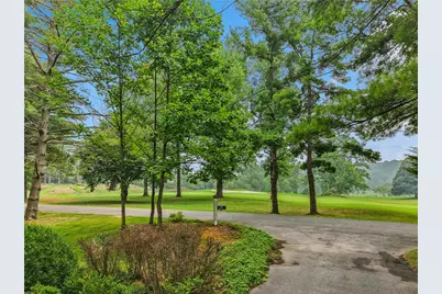1657 Linden Oaks Lane, Bethlehem City, PA 18015 - Photo 5