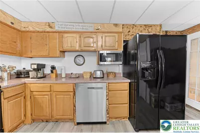 212 Walnut Street, Pottsville, PA 17901 - Photo 9