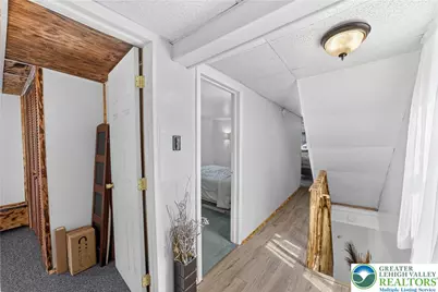 212 Walnut Street, Pottsville, PA 17901 - Photo 17