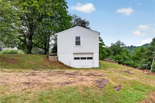 3741 Weidasville Rd, South Whitehall Township, PA 18078 - Photo 9
