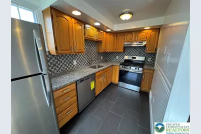 824 Benton Street, Allentown City, PA 18103 - Photo 3