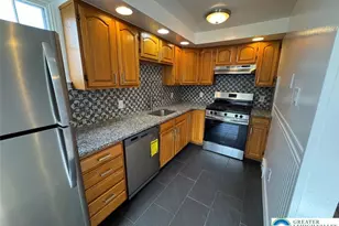 824 Benton St, Allentown City, PA 18103 - Photo 3