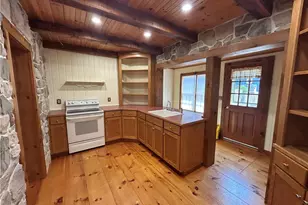320 Pennsylvania Ave, Bangor, PA 18013 - Photo 7