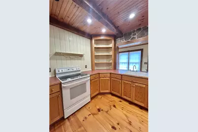 320 Pennsylvania Avenue, Bangor, PA 18013 - Photo 5