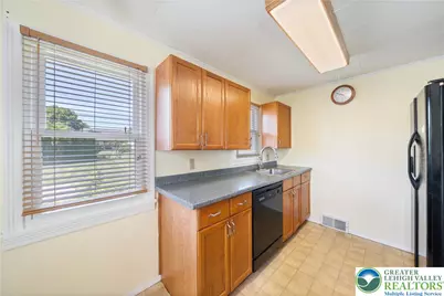 31 George Avenue, Upper Nazareth Twp, PA 18064 - Photo 7