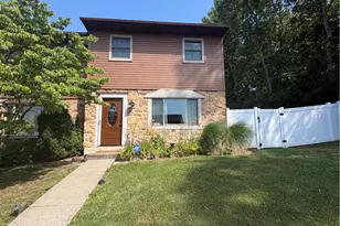 129 Johnson Ct, Whitehall Township, PA 18052 - Photo 3