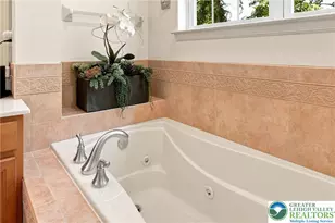 2445 Napa Dr, Easton, PA 18040 - Photo 21
