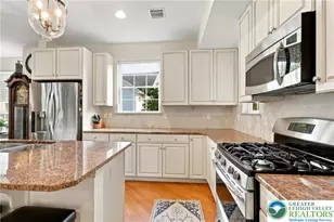 2445 Napa Dr, Easton, PA 18040 - Photo 5