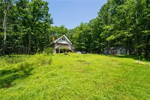 3196 Woodcrest Ave, Chestnuthill Twp, PA 18330 - Photo 5