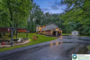 386 Upper Rdg Dr, Chestnuthill Twp, PA 18330 - Photo 3