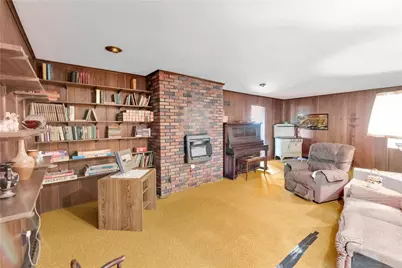 4210 Locust Drive, North Whitehall Township, PA 18078 - Photo 5