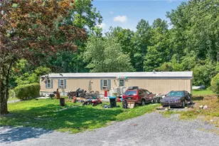 261 Schipps Ln, Upper Mt Bethel Twp, PA 18343 - Photo 23