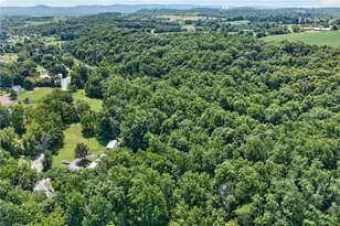 261 Schipps Ln, Upper Mt Bethel Twp, PA 18343 - Photo 27
