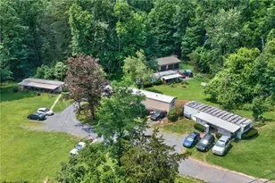 261 Schipps Ln, Upper Mt Bethel Twp, PA 18343 - Photo 17