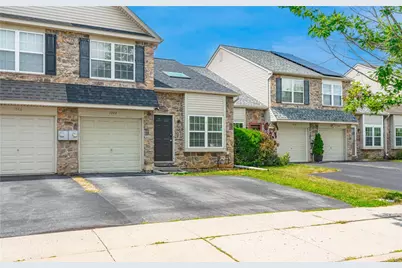 1040 Timberidge Lane, Lower Macungie Township, PA 18106 - Photo 3