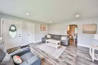 3325 Edinburgh Road, South Whitehall Township, PA 18104 - Photo 5
