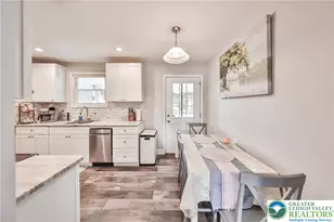 3325 Edinburgh Rd, South Whitehall Township, PA 18104 - Photo 13
