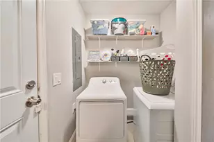 3325 Edinburgh Rd, South Whitehall Township, PA 18104 - Photo 23