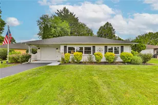 3325 Edinburgh Rd, South Whitehall Township, PA 18104 - Photo 1