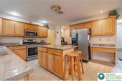 4426 Susan Drive, Bethlehem City, PA 18017 - Photo 17