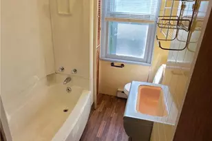 509 Arch St, Pottsville, PA 17901 - Photo 9