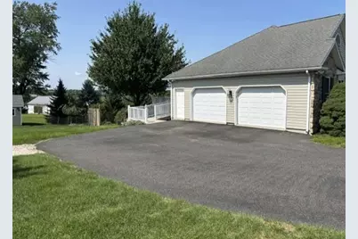 9404 Kaspar Court, Weisenberg Township, PA 18066 - Photo 5