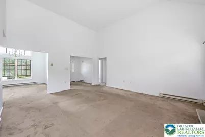 86 E Northpark Drive, Middle Smithfield, PA 18302 - Photo 15