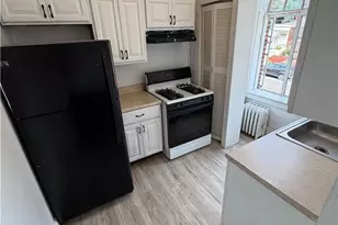 218 S 15th St, Allentown City, PA 18102 - Photo 3