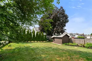 355 Adrain St, Emmaus Boro, PA 18049 - Photo 3